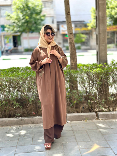 مانتو بلند جواهردوزی و گلدوزی