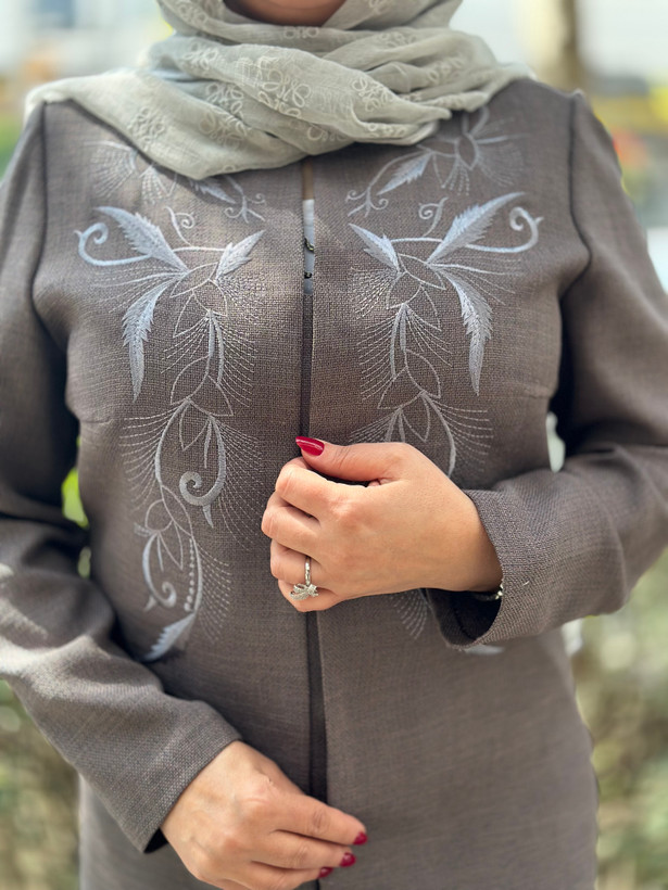 مانتو زنونه (گلدوزی)