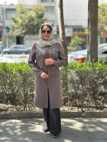 مانتو زنونه (گلدوزی)